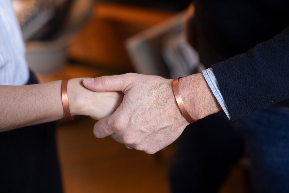 NÉO™ – Bracelet thérapeutique en cuivre magnétique